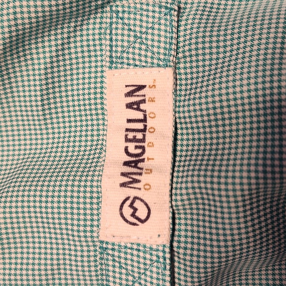 EUC Men's Magellan Long Sleeve Button Down Shirt, Size L, Green - Picture 6 of 6